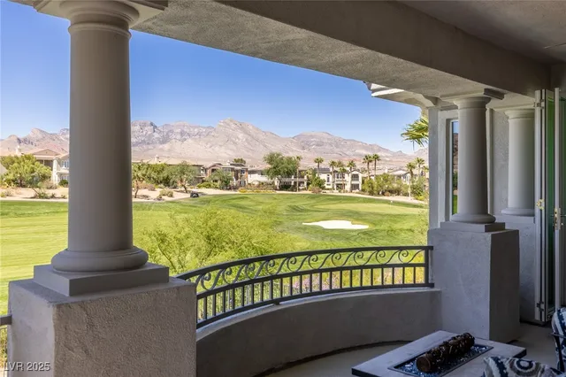 $2,997,000 | 1979 Orchard Mist Court, Las Vegas, NV 89135