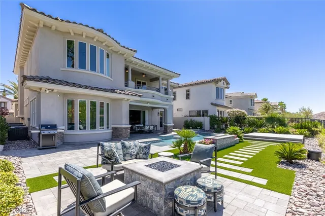 $2,997,000 | 1979 Orchard Mist Court, Las Vegas, NV 89135