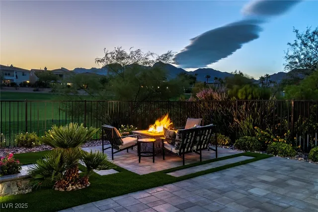 $2,997,000 | 1979 Orchard Mist Court, Las Vegas, NV 89135