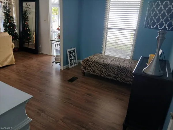 $1,700 | 2105 Cypress Court, Naples, FL 34110