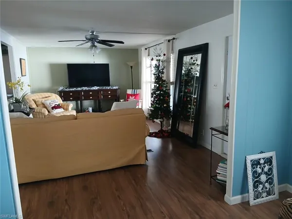 $1,700 | 2105 Cypress Court, Naples, FL 34110