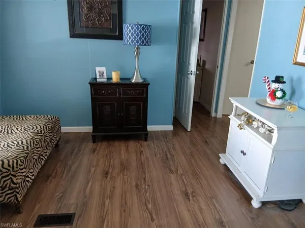 $1,700 | 2105 Cypress Court, Naples, FL 34110