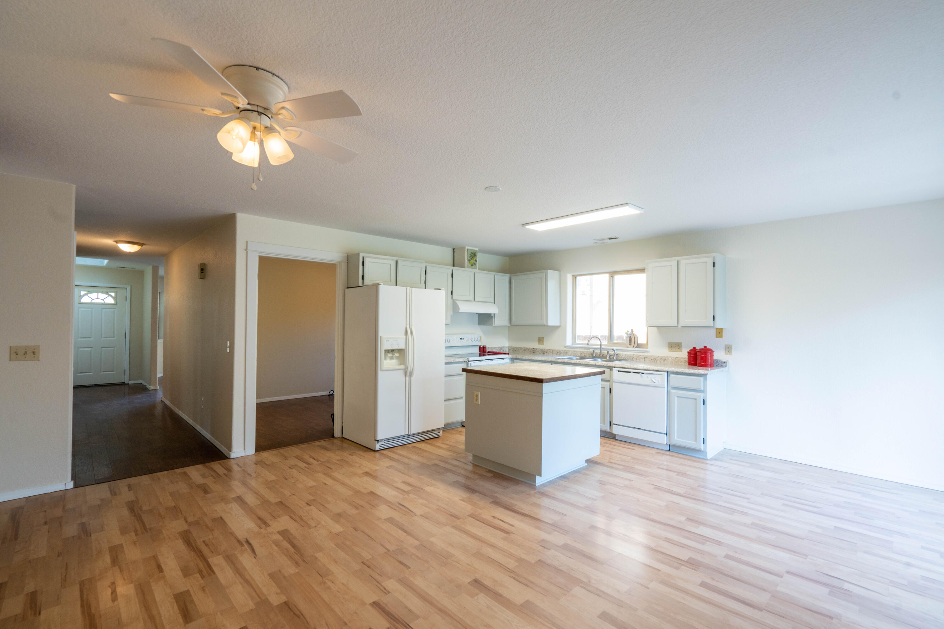 61148 Benham Road Bend, OR 97702 - Photo 26 of 48 DSC08448-HDR