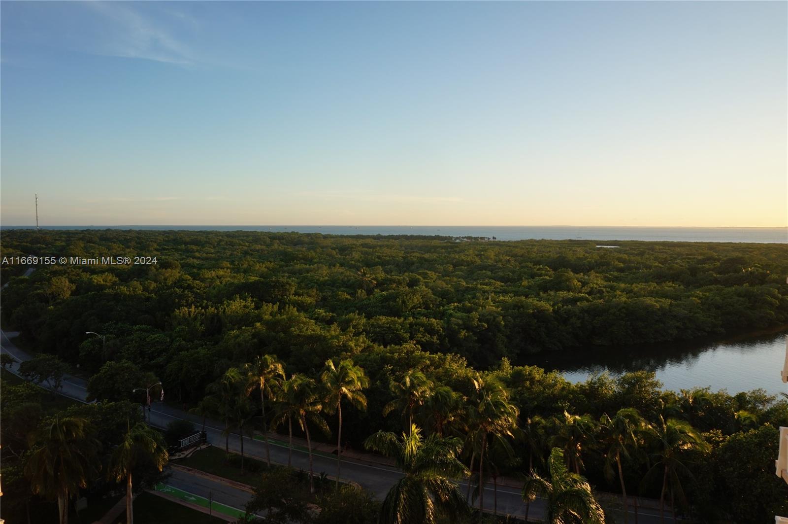 1121 Crandon Boulevard, Unit E1006 Key Biscayne, FL 33149 - Photo 2 of 37