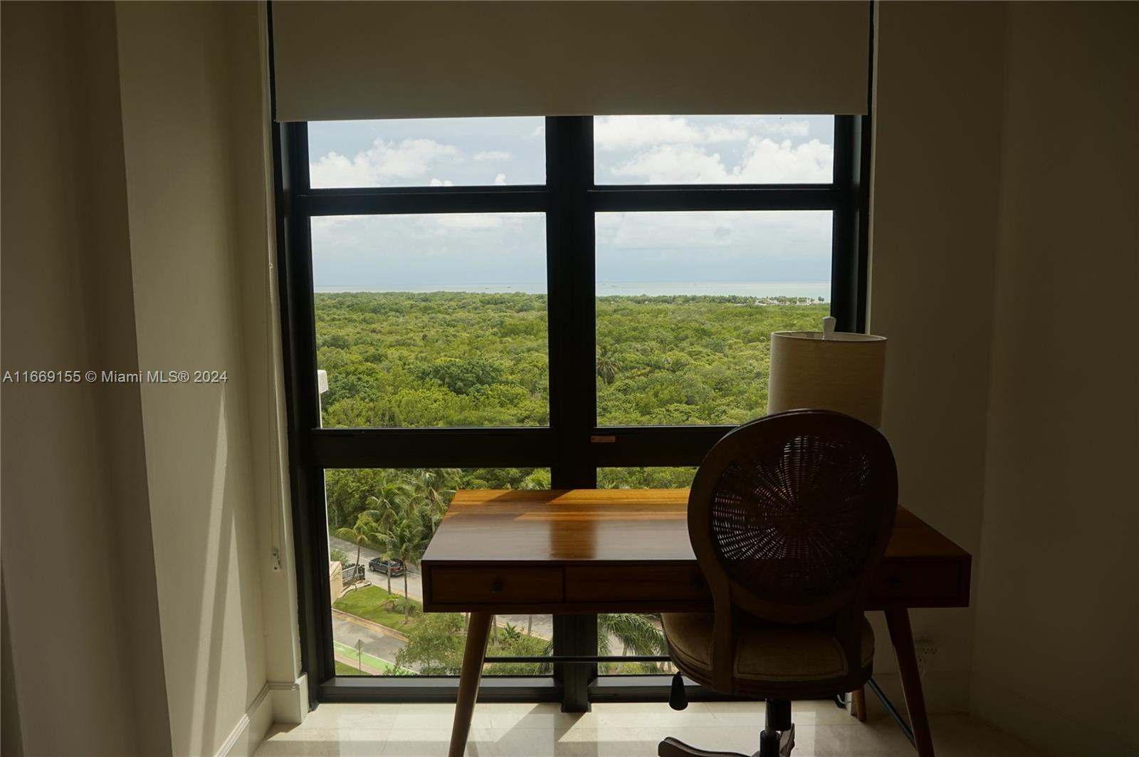 1121 Crandon Boulevard, Unit E1006 Key Biscayne, FL 33149 - Photo 22 of 37