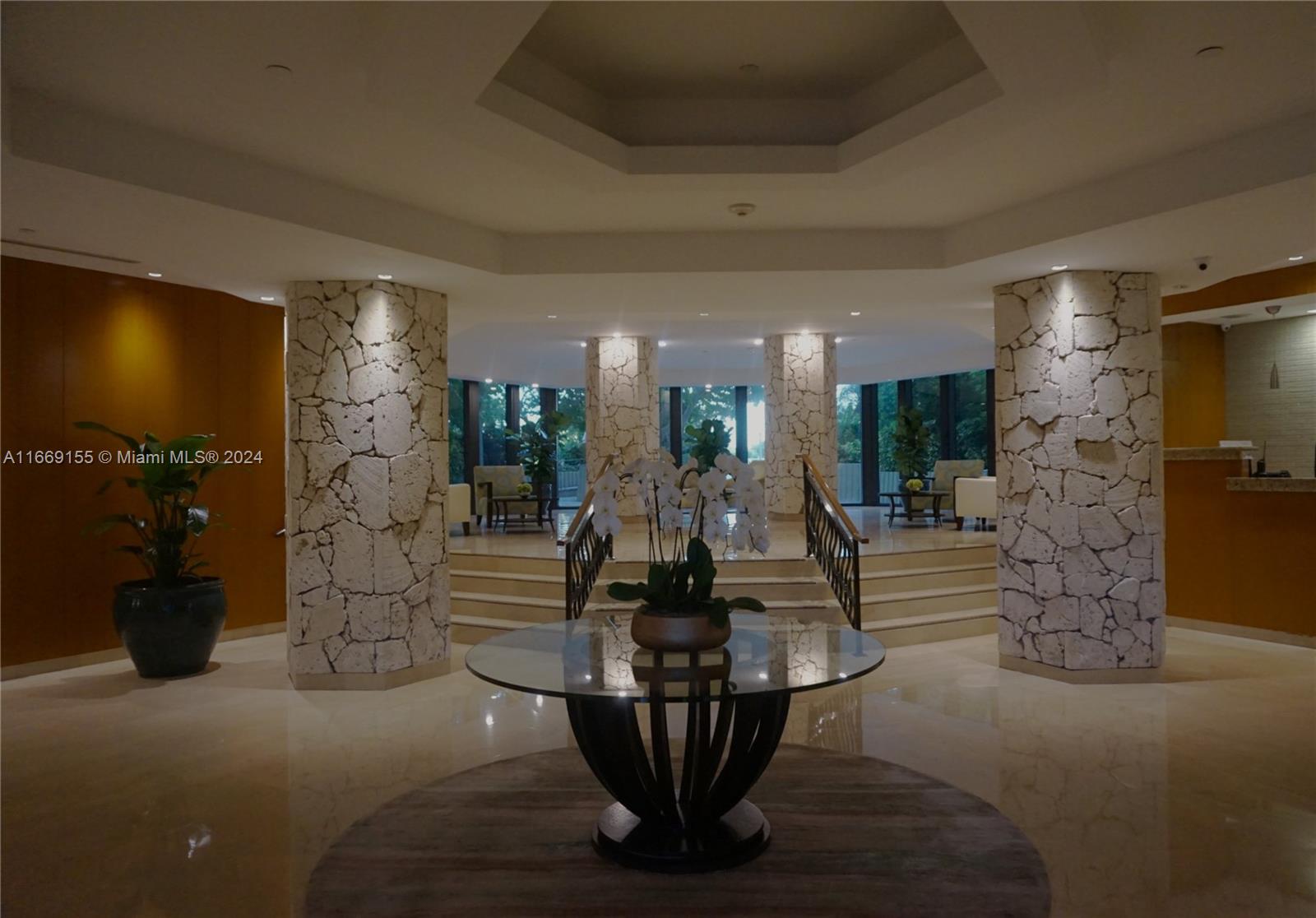 1121 Crandon Boulevard, Unit E1006 Key Biscayne, FL 33149 - Photo 27 of 37