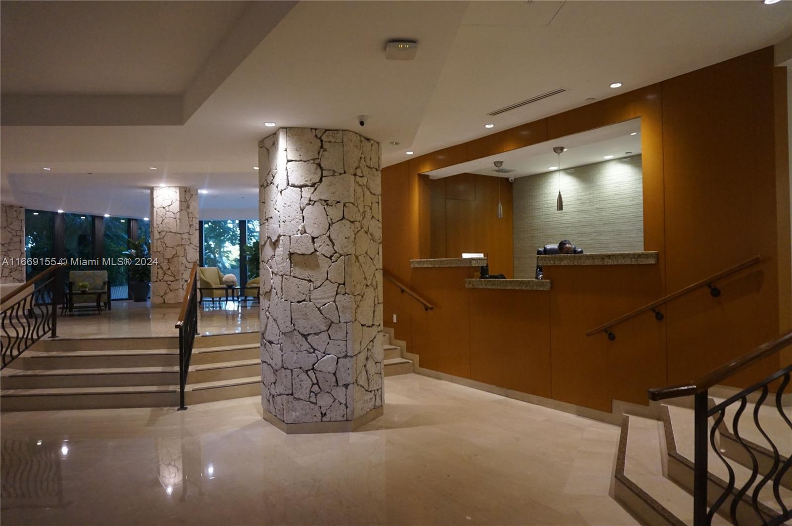 1121 Crandon Boulevard, Unit E1006 Key Biscayne, FL 33149 - Photo 28 of 37