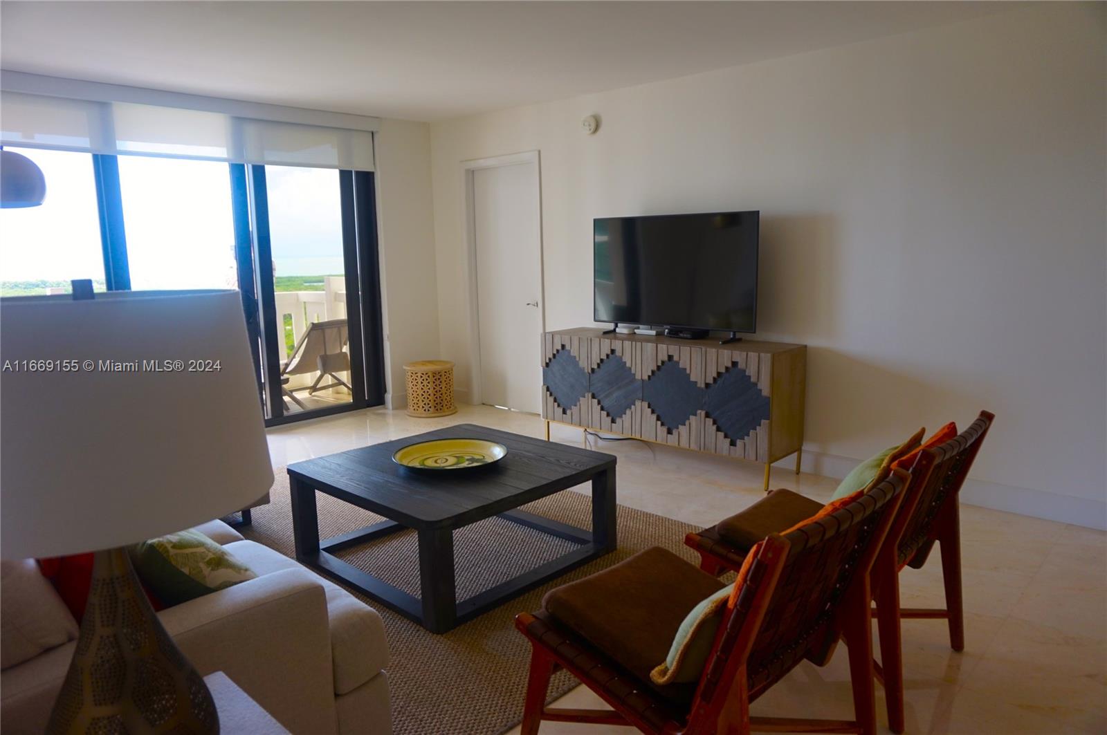 1121 Crandon Boulevard, Unit E1006 Key Biscayne, FL 33149 - Photo 6 of 37