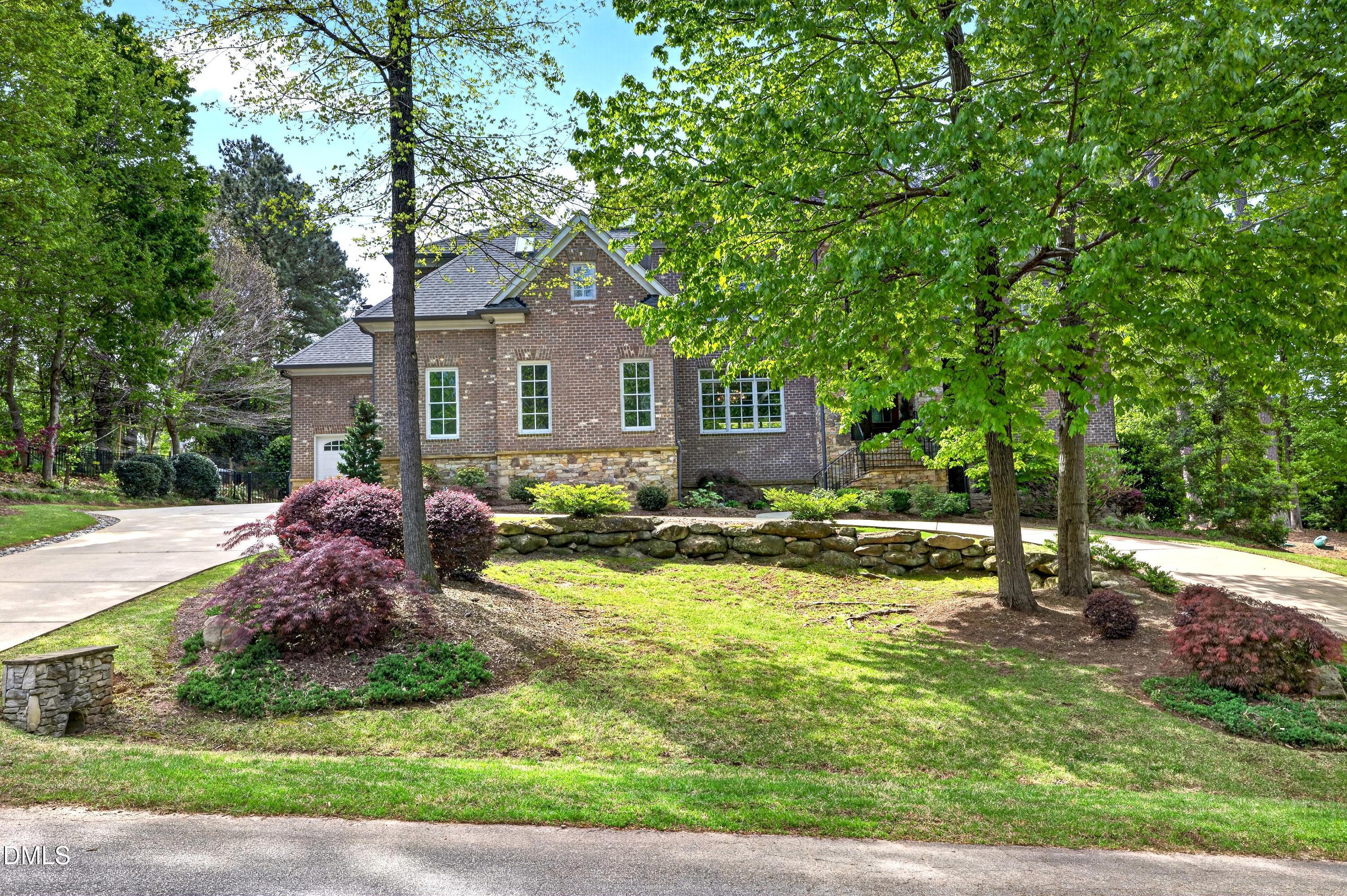 3513 Eilla Bluffs Court Raleigh, NC 27606 - Photo 5 of 86 Scene-4