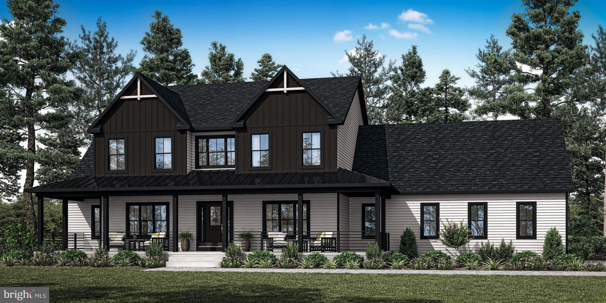 a view of a yard of the house