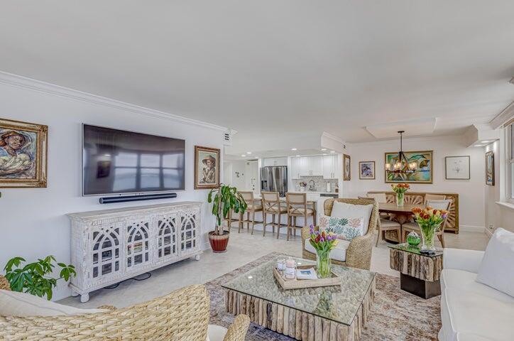 5440 North Ocean Drive, Unit 1502 Singer Island, FL 33404 - Photo 11 of 34 LIVING ROOM
