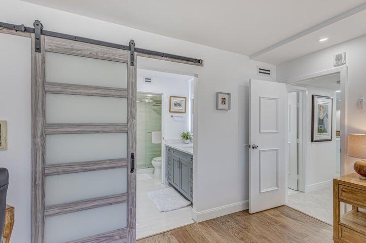 5440 North Ocean Drive, Unit 1502 Singer Island, FL 33404 - Photo 26 of 34 BATH ENTRANCE