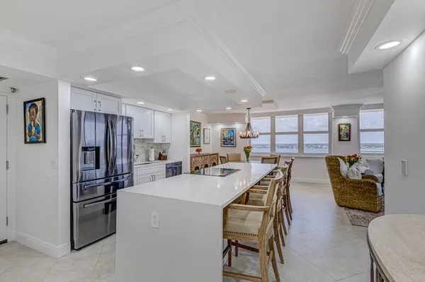 $7,500 | 5440 North Ocean Drive, Unit 1502, Singer Island, FL 33404
