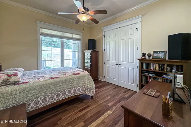 $1,250,000 | 137 East Shore Drive, Rockwood, TN 37854