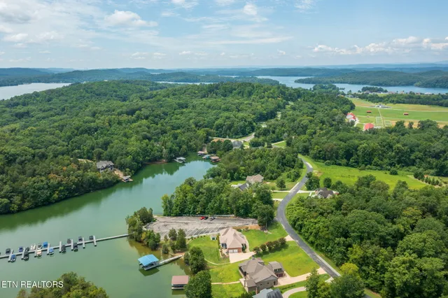 $1,250,000 | 137 East Shore Drive, Rockwood, TN 37854