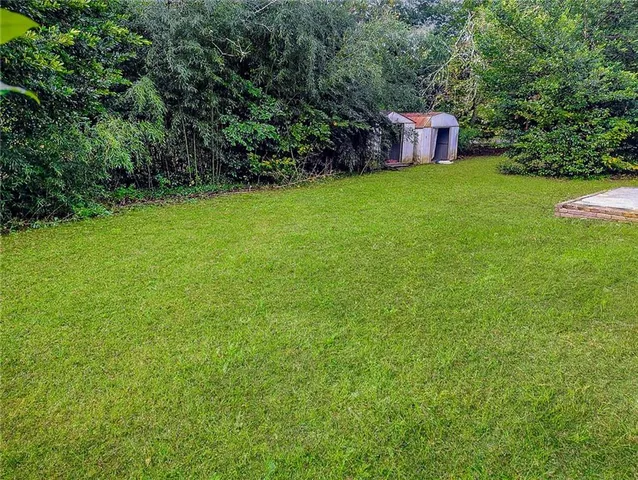 a black and white photo of a