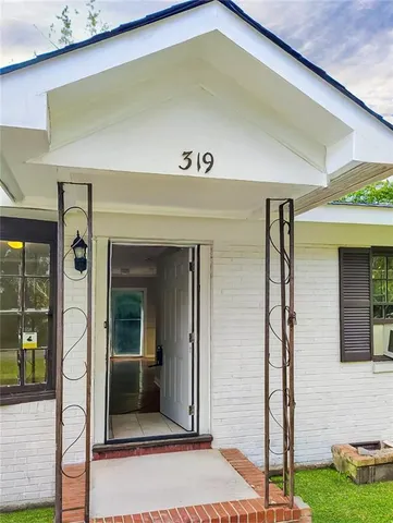 a view of outdoor space