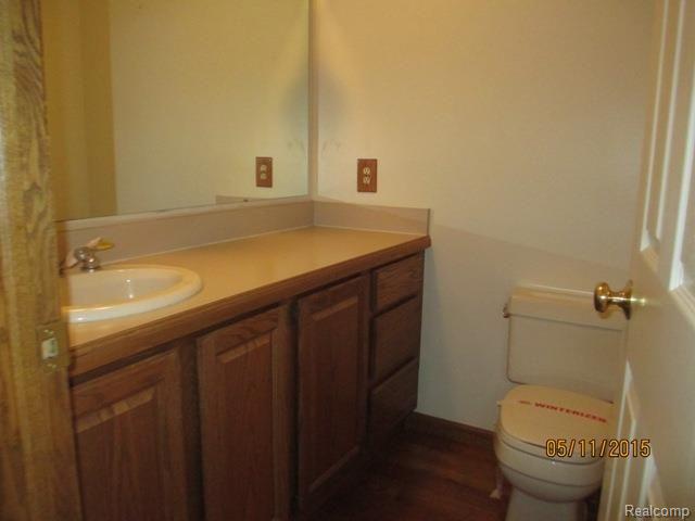 1940 Moffat Road Leonard, MI 48367 - Photo 11 of 19