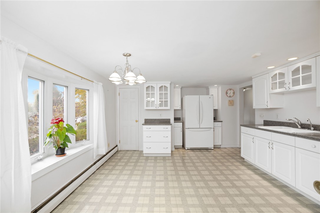 4089 Old Post Road Charlestown, RI 02813 - Photo 11 of 39