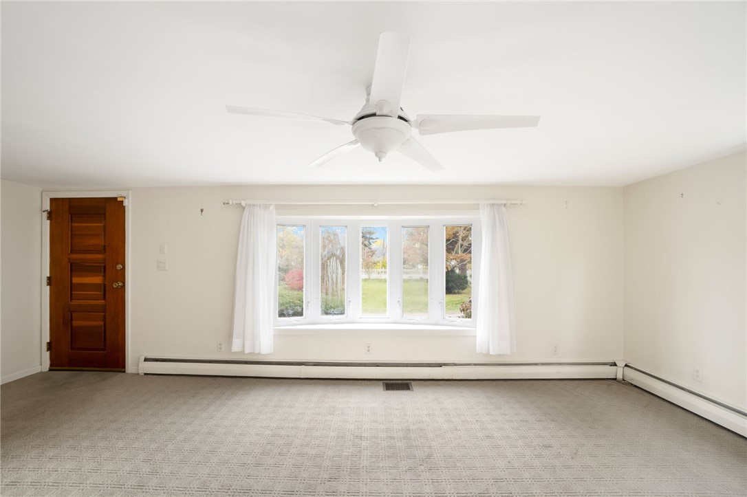 4089 Old Post Road Charlestown, RI 02813 - Photo 5 of 39
