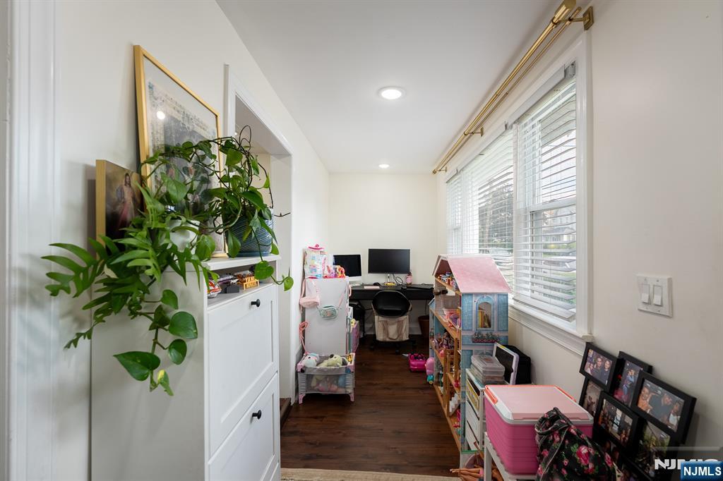 340 Simons Avenue Hackensack, NJ 07601 - Photo 11 of 24 Gallery Image 11