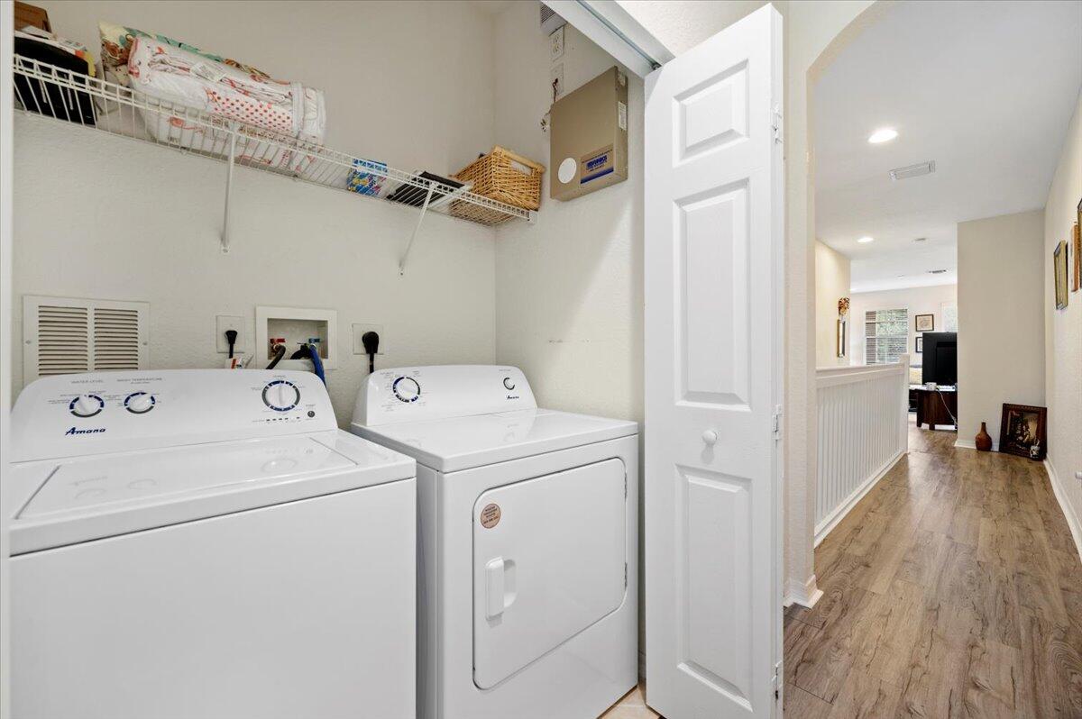135 Seagrape Drive, Unit 202 Jupiter, FL 33458 - Photo 16 of 25 Laundry