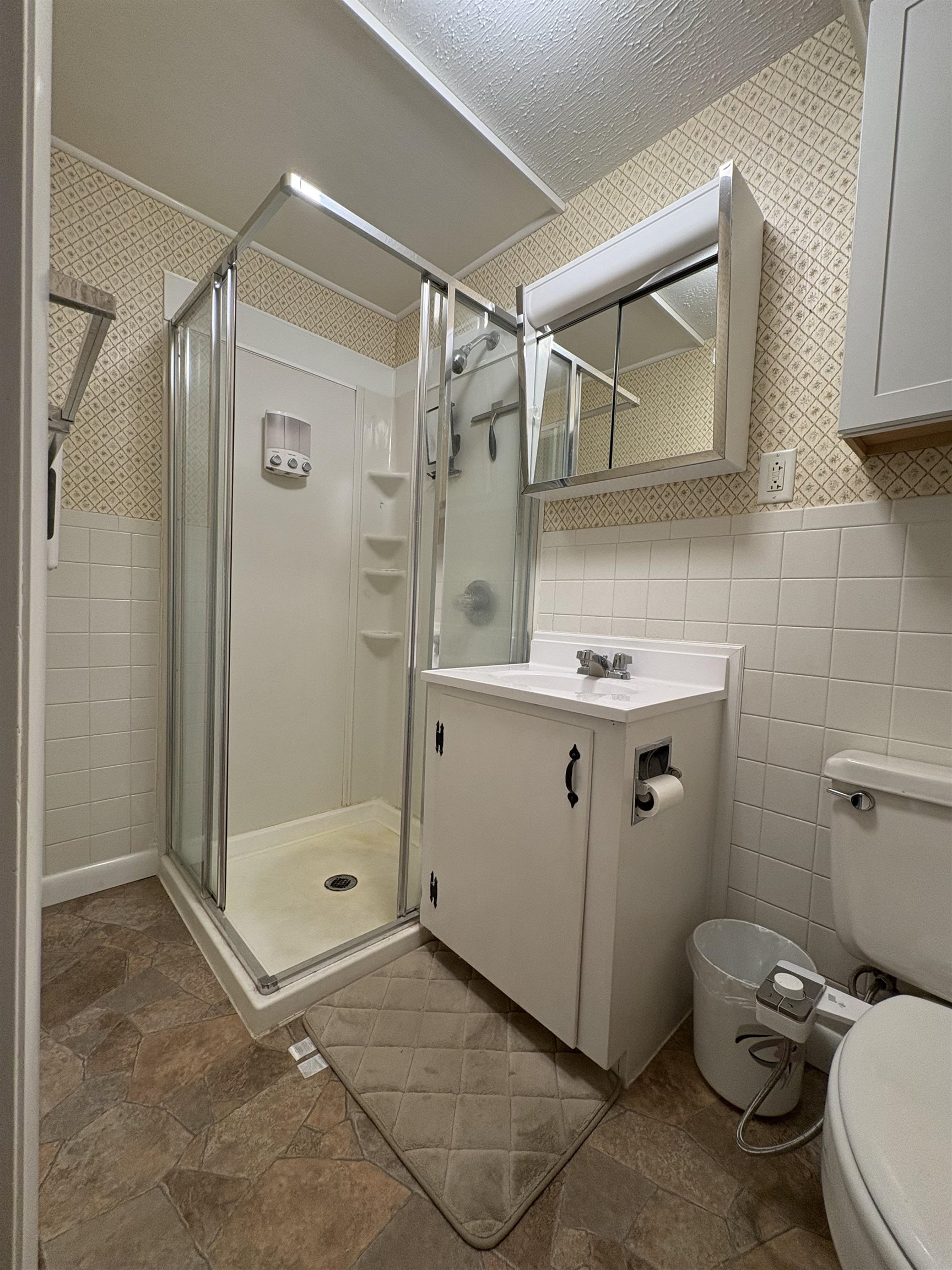 822 Center Street Lyndon, VT 05851 - Photo 17 of 42