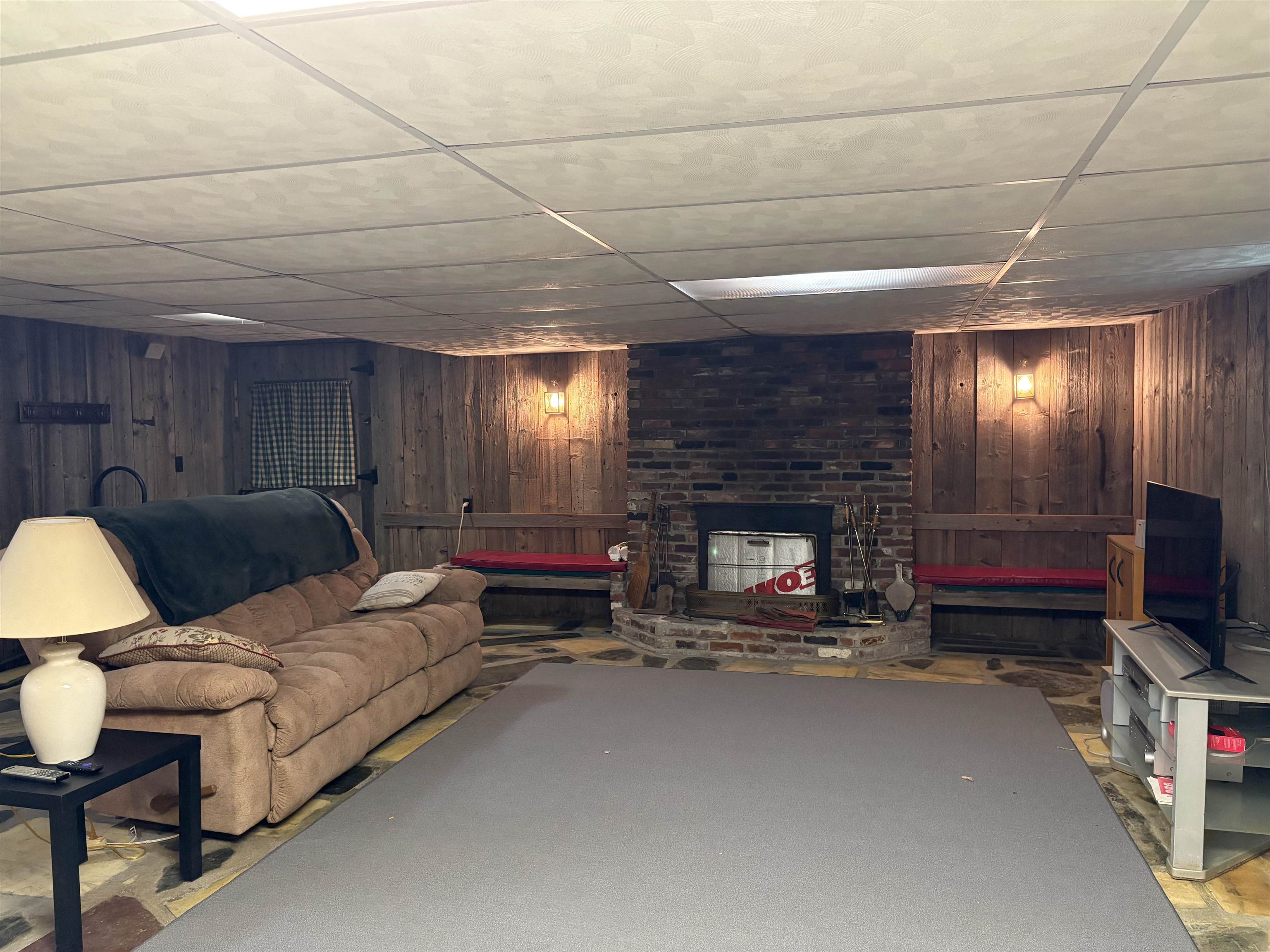 822 Center Street Lyndon, VT 05851 - Photo 21 of 42