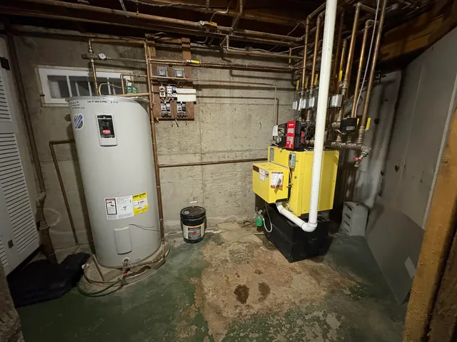 $499,000 | 822 Center Street, Lyndon, VT 05851