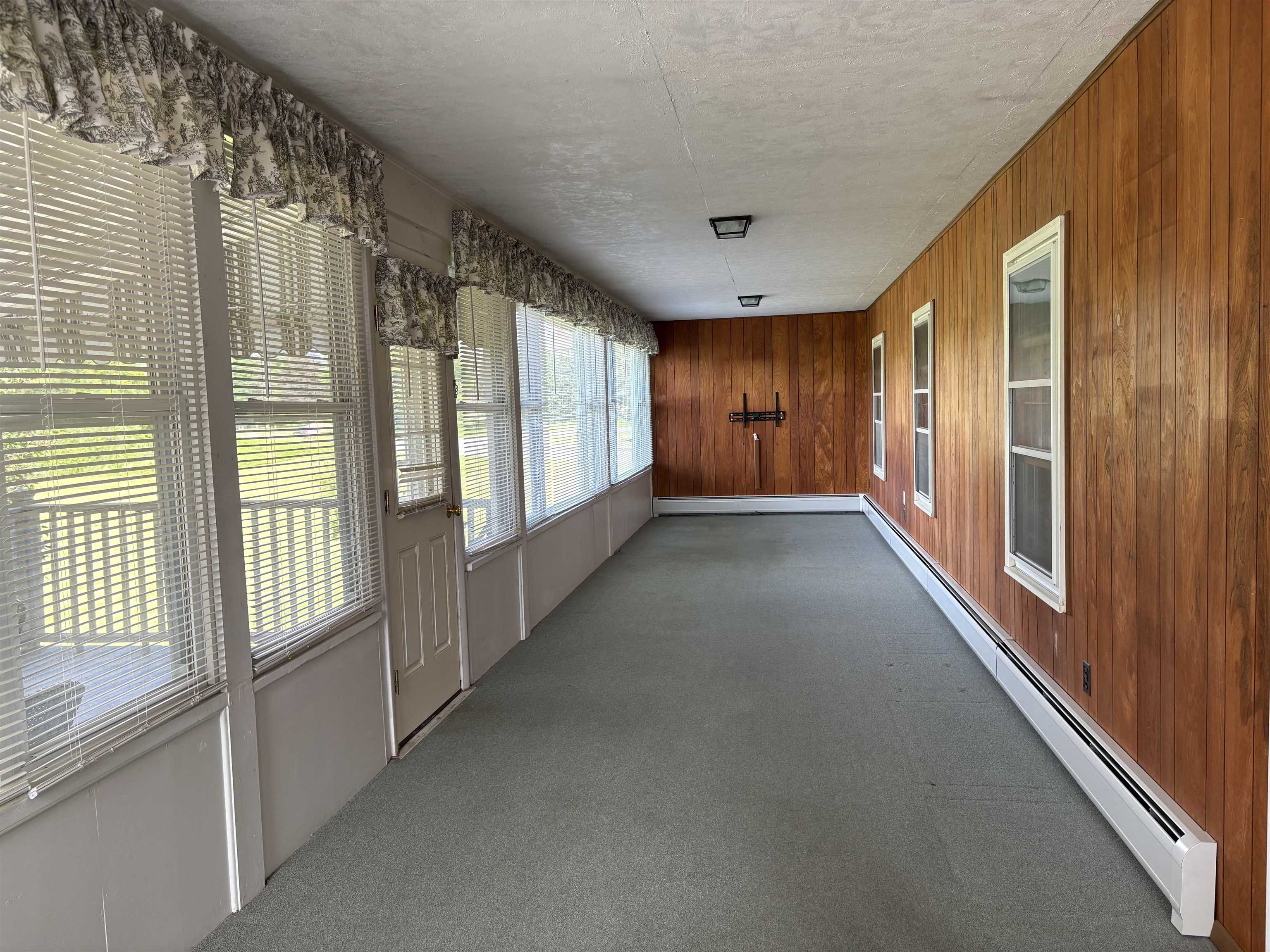 822 Center Street Lyndon, VT 05851 - Photo 31 of 42