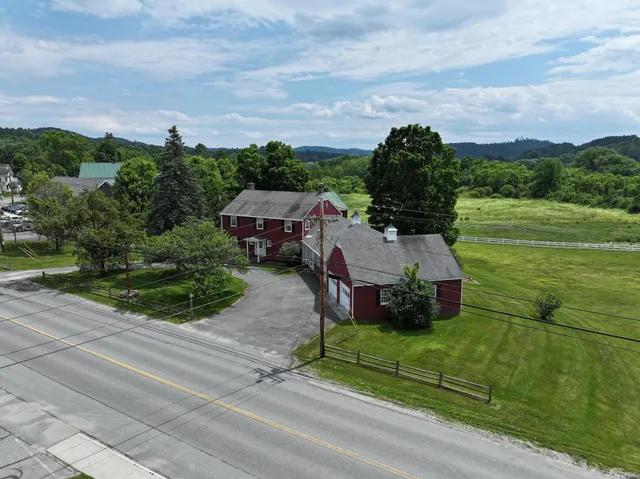 $499,000 | 822 Center Street, Lyndon, VT 05851