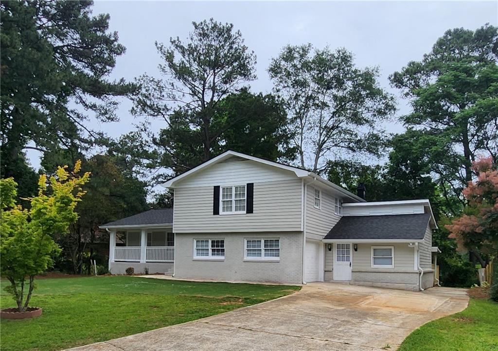 3336 Spring Creek Dr Southeast  