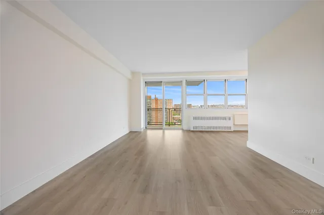 $285,000 | 825 Morrison Avenue, Unit 5A | Soundview