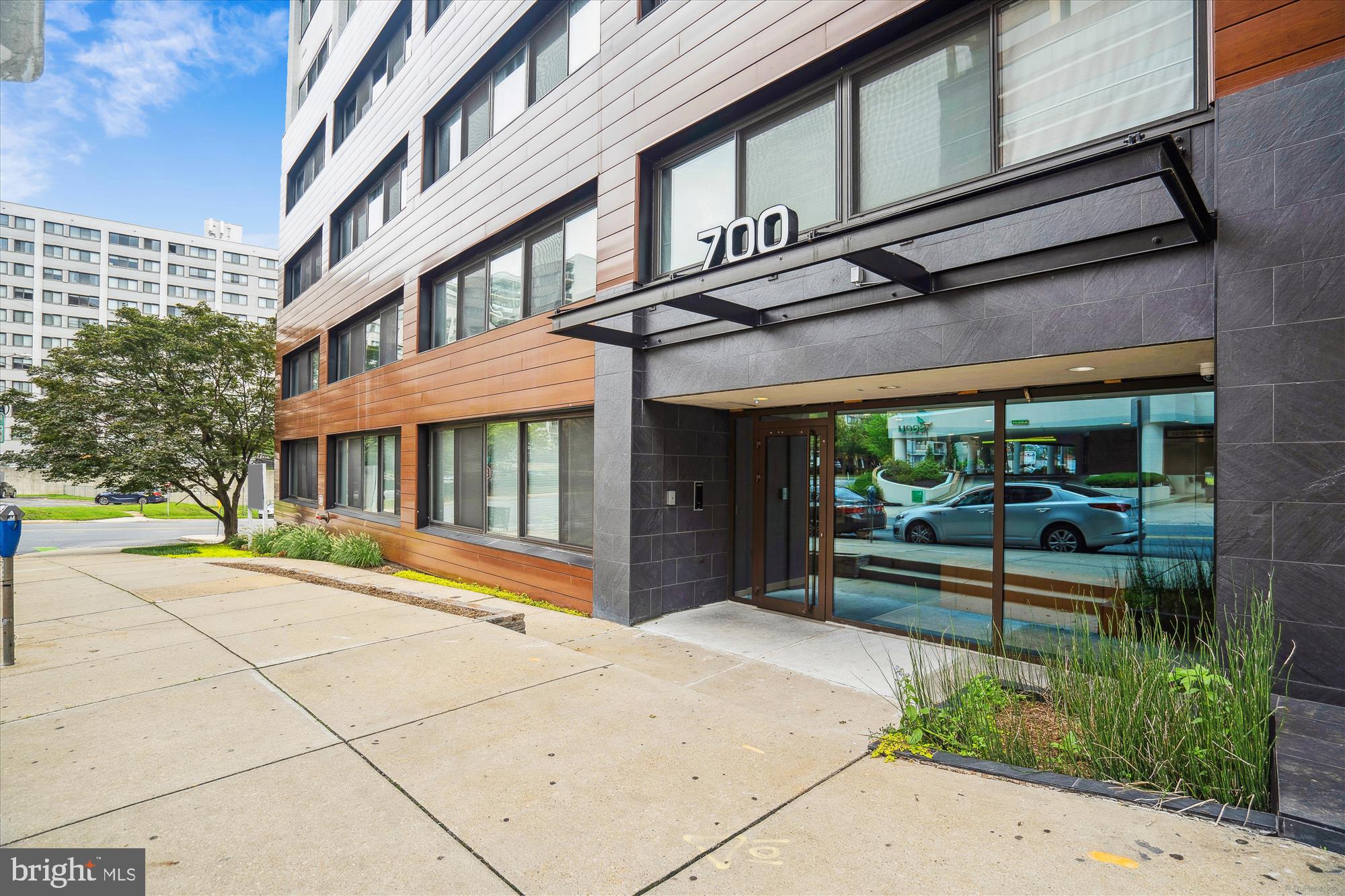 700 Roeder Road, Unit 401 Silver Spring, MD 20910 - Photo 2 of 30 a view of a building with a porch