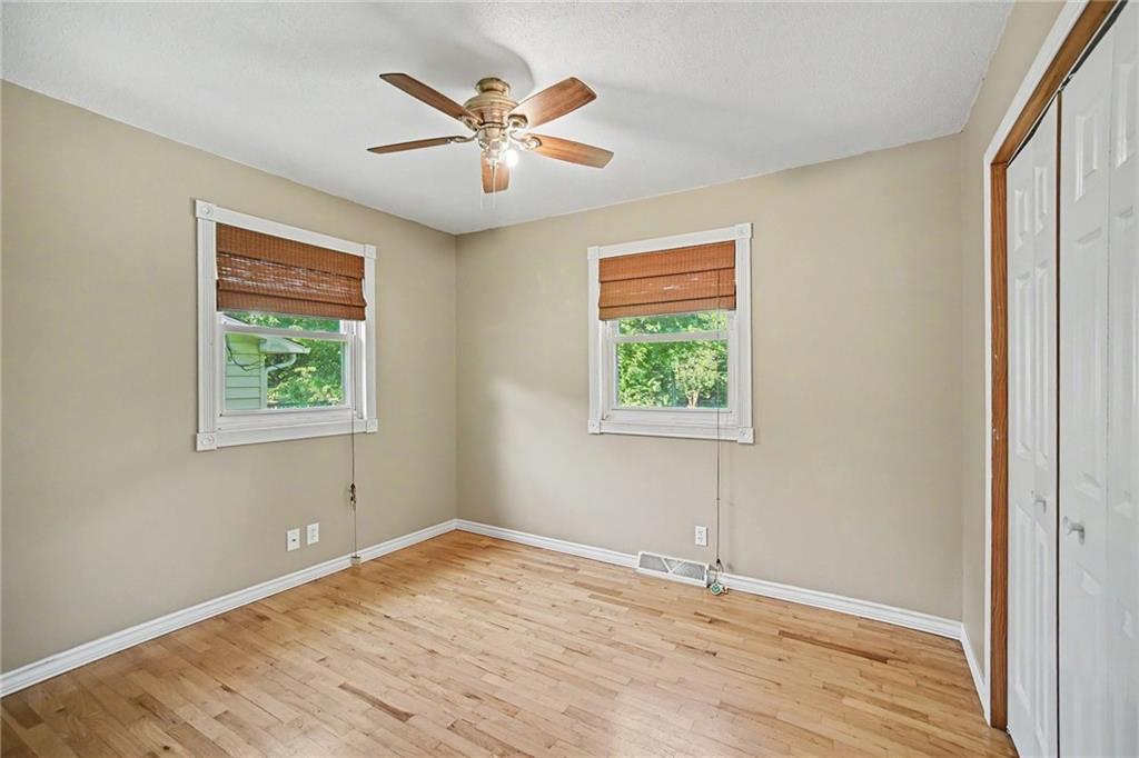 5808 Pleasant Avenue St. Joseph, MO 64503 - Photo 10 of 19