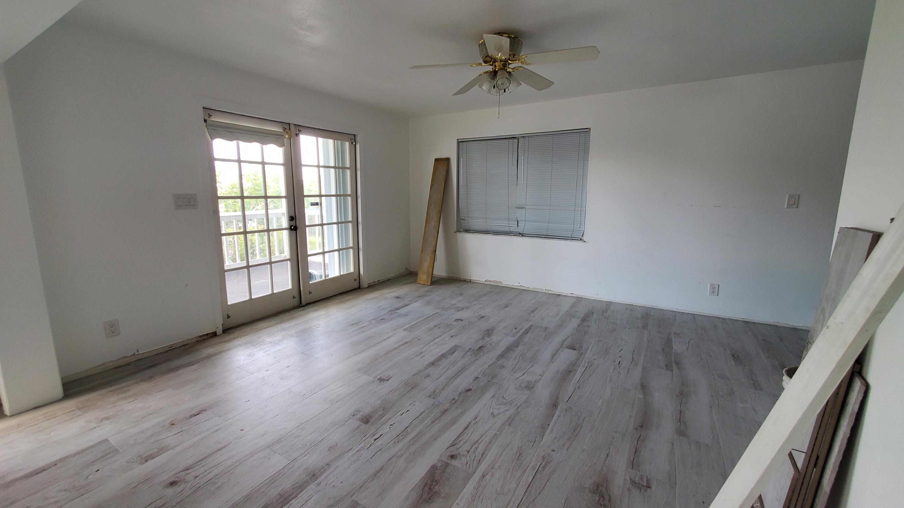 66 Mutiny Place Key Largo, FL 33037 - Photo 14 of 29 Living Area