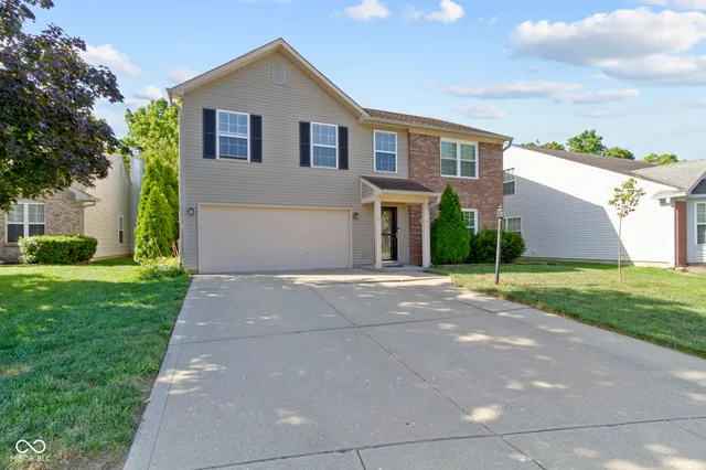 $389,000 | 6055 Woodmill Drive, Fishers, IN 46038
