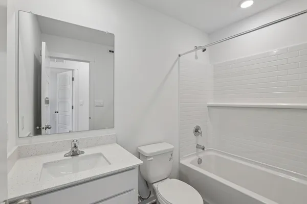 $269,990 | 6520 Linden Trail, Unit C, Wonder Lake, IL 60097