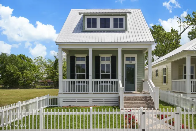 $439,900 | 254 Caillavet Street, Biloxi, MS 39530