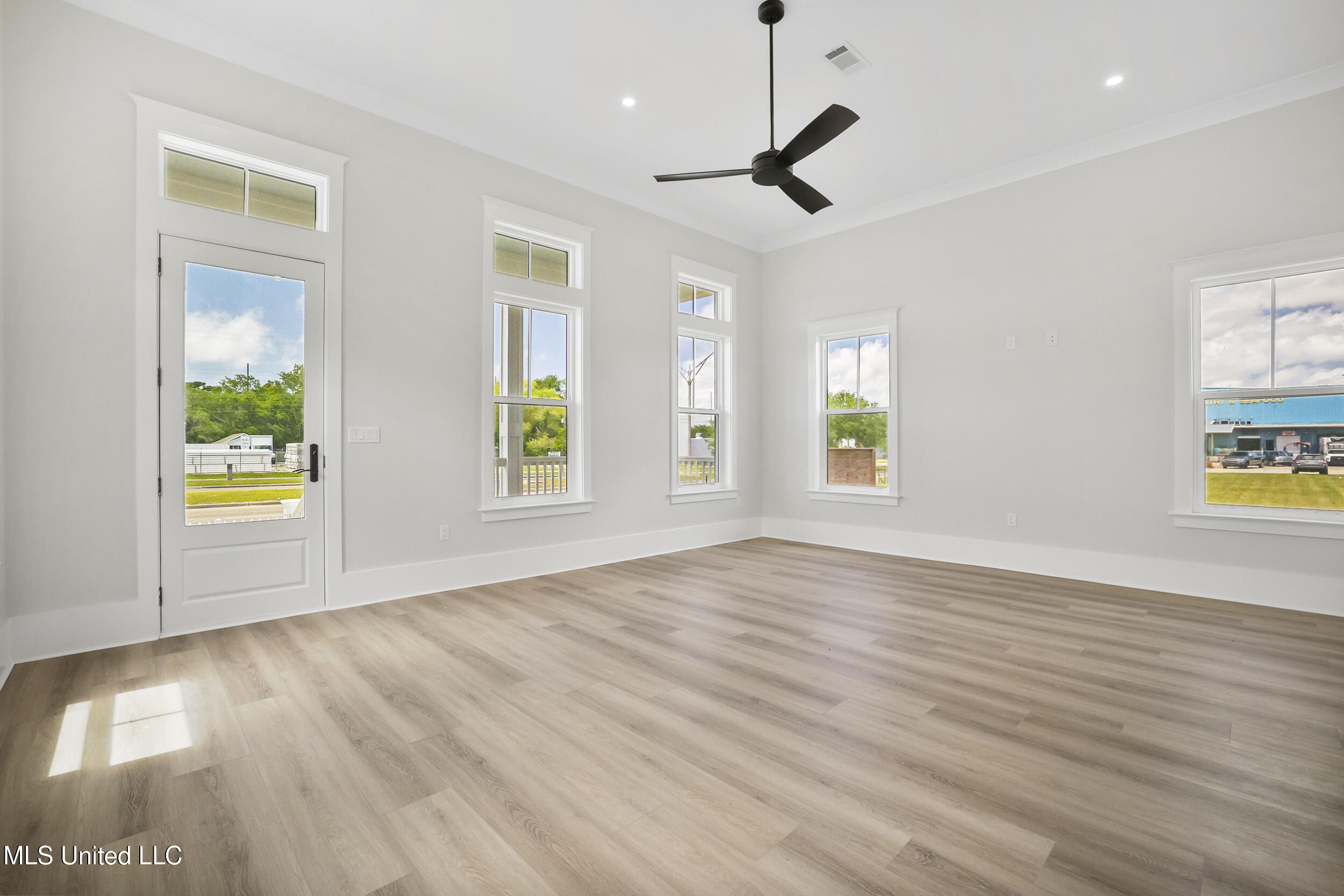 254 Caillavet Street Biloxi, MS 39530 - Photo 7 of 42 ENTRY DOOR FROM PORCH
