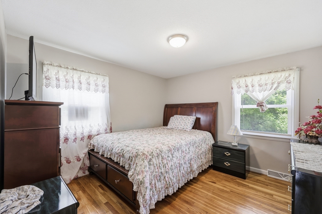 86 Scarsdale Road Springfield, MA 01129 - Photo 24 of 40