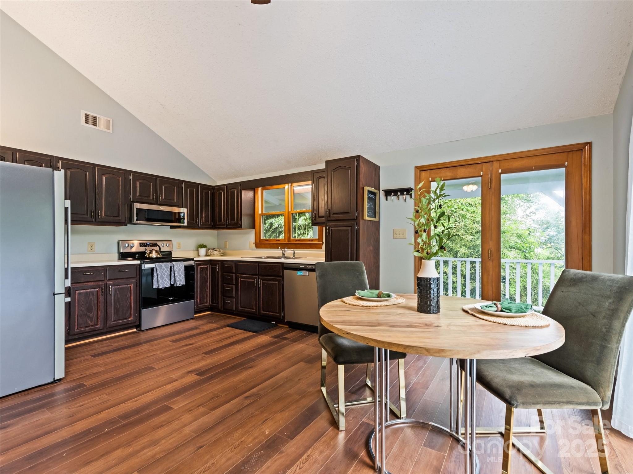 848 Eagles Ridge Road Sylva, NC 28779 - Photo 6 of 24