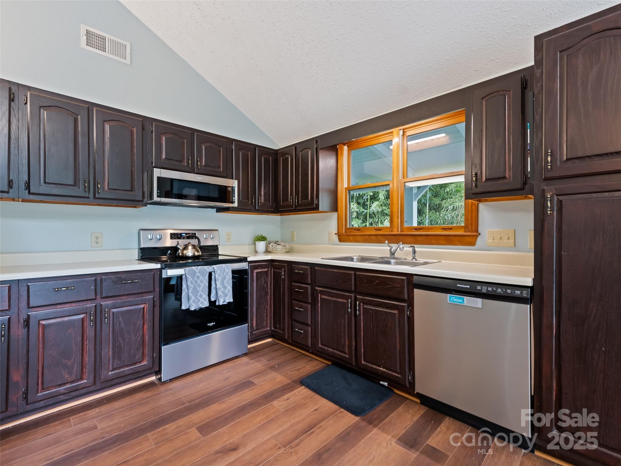 848 Eagles Ridge Road Sylva, NC 28779 - Photo 7 of 24