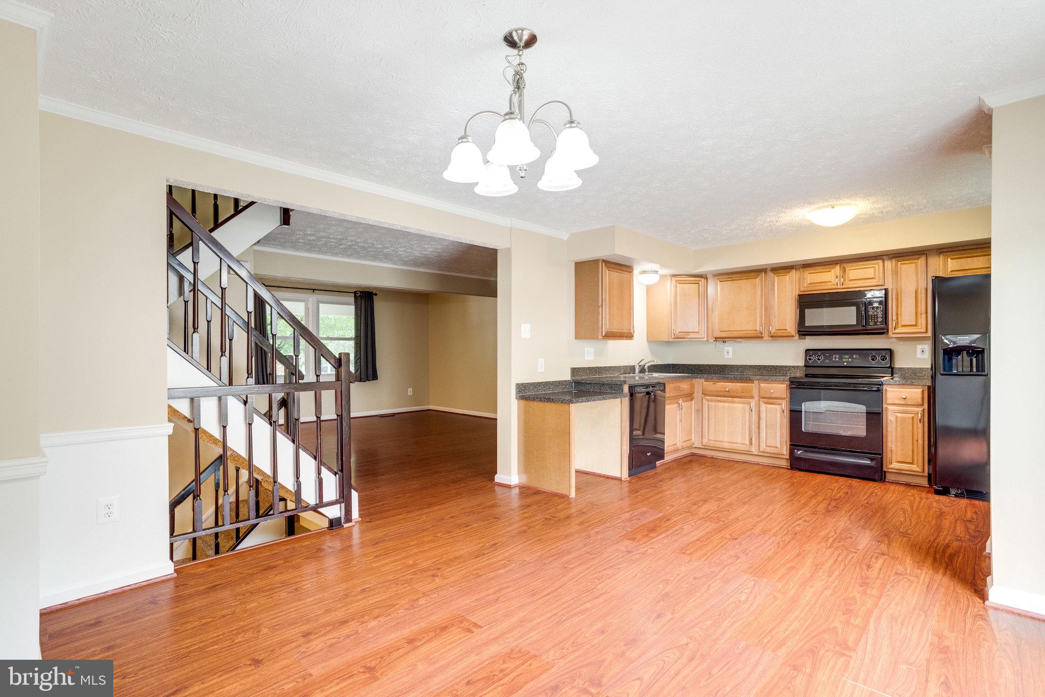 9012 Golden Leaf Court Springfield, VA 22153 - Photo 14 of 45