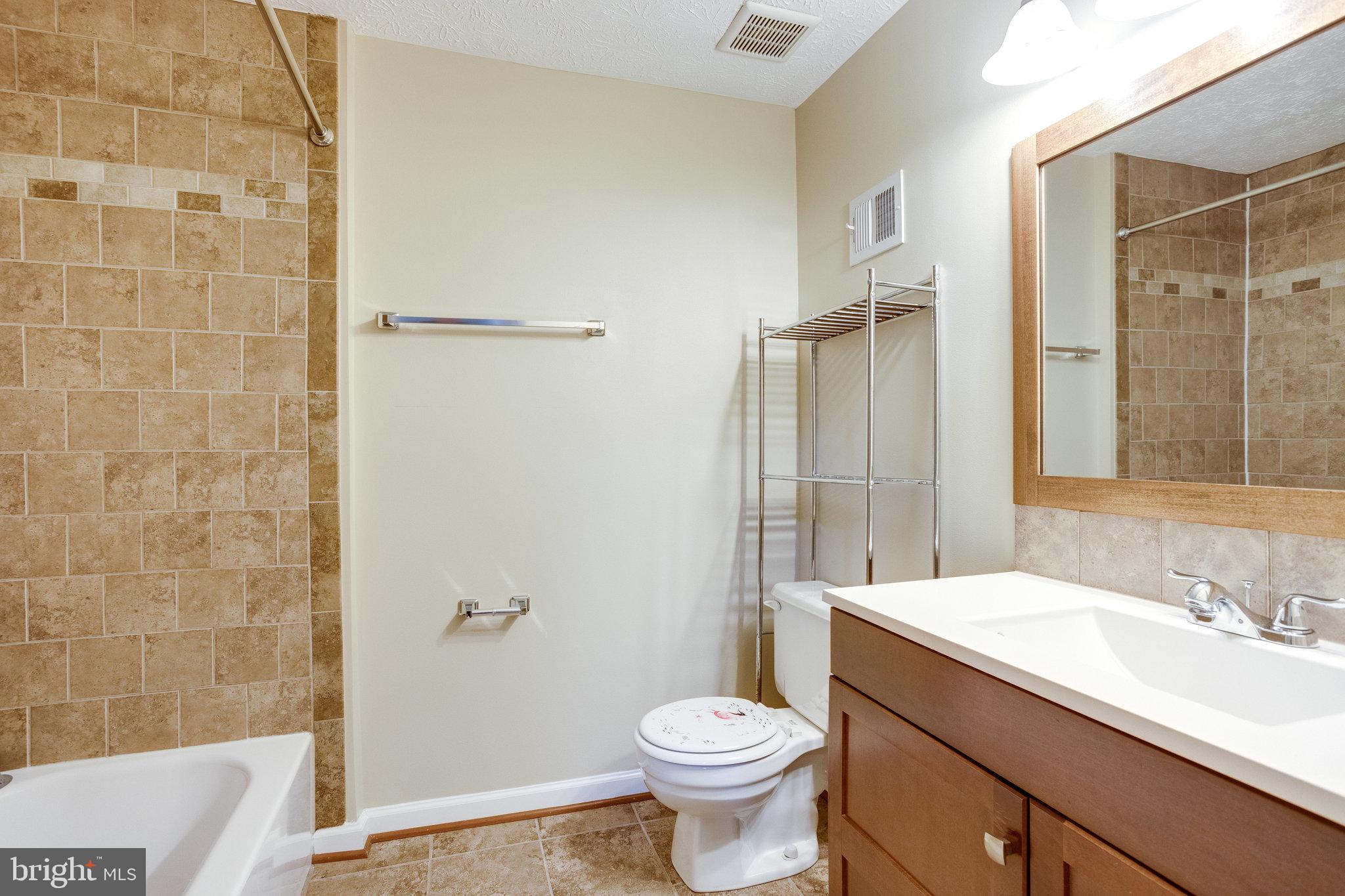 9012 Golden Leaf Court Springfield, VA 22153 - Photo 35 of 45