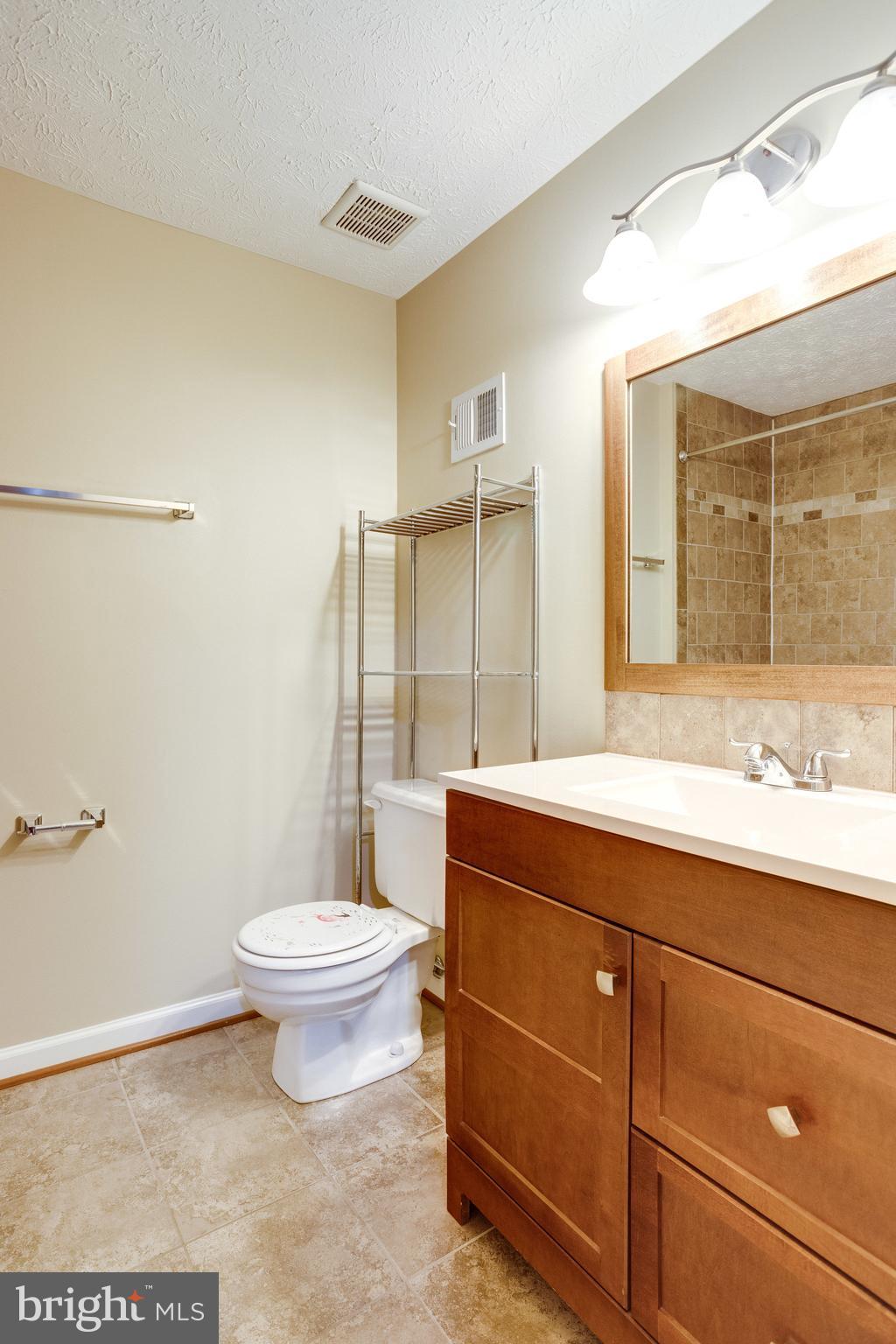 9012 Golden Leaf Court Springfield, VA 22153 - Photo 36 of 45