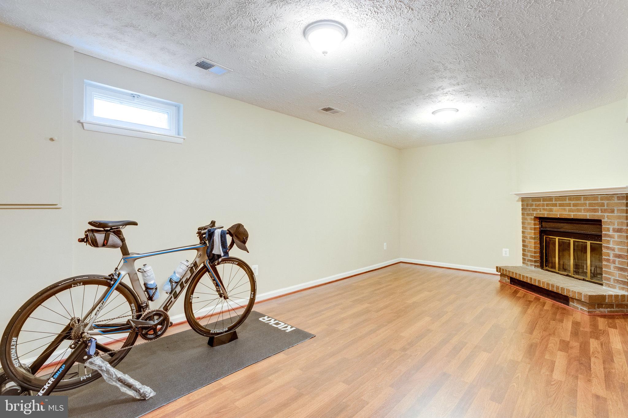 9012 Golden Leaf Court Springfield, VA 22153 - Photo 41 of 45