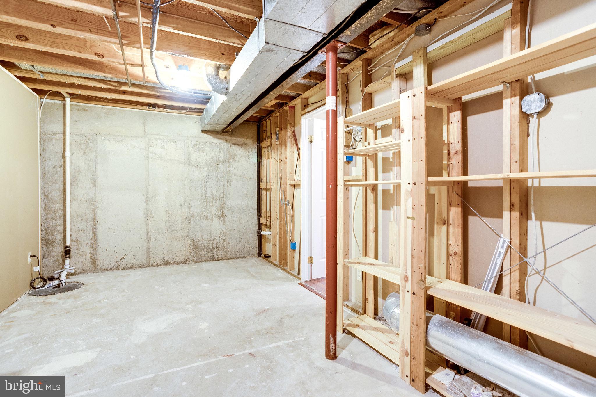 9012 Golden Leaf Court Springfield, VA 22153 - Photo 44 of 45