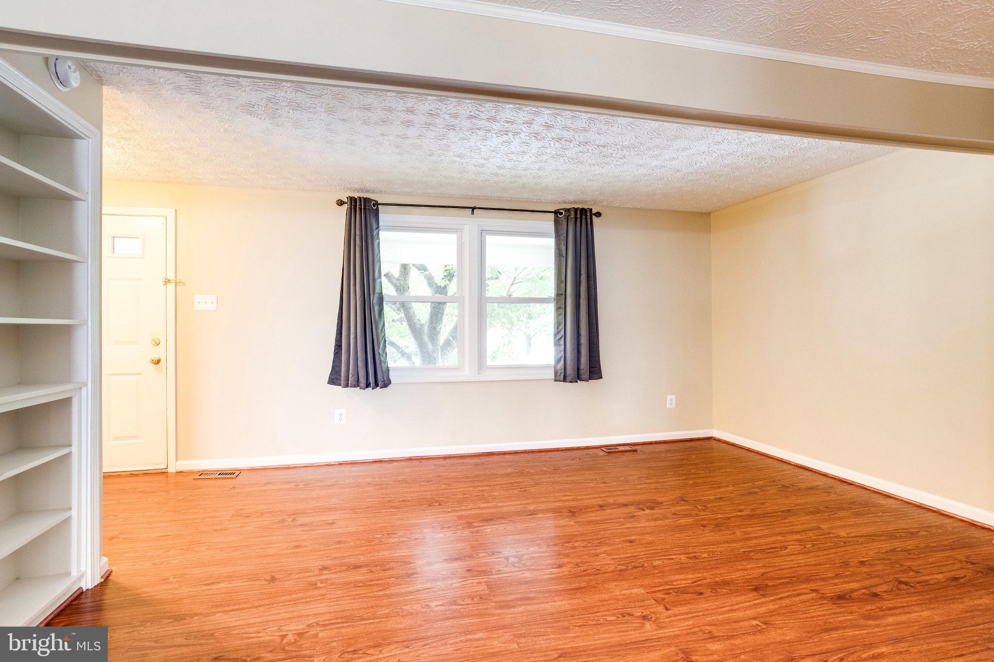 9012 Golden Leaf Court Springfield, VA 22153 - Photo 8 of 45