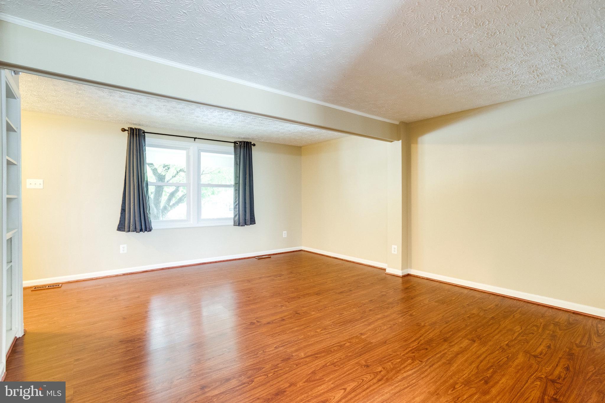 9012 Golden Leaf Court Springfield, VA 22153 - Photo 10 of 45